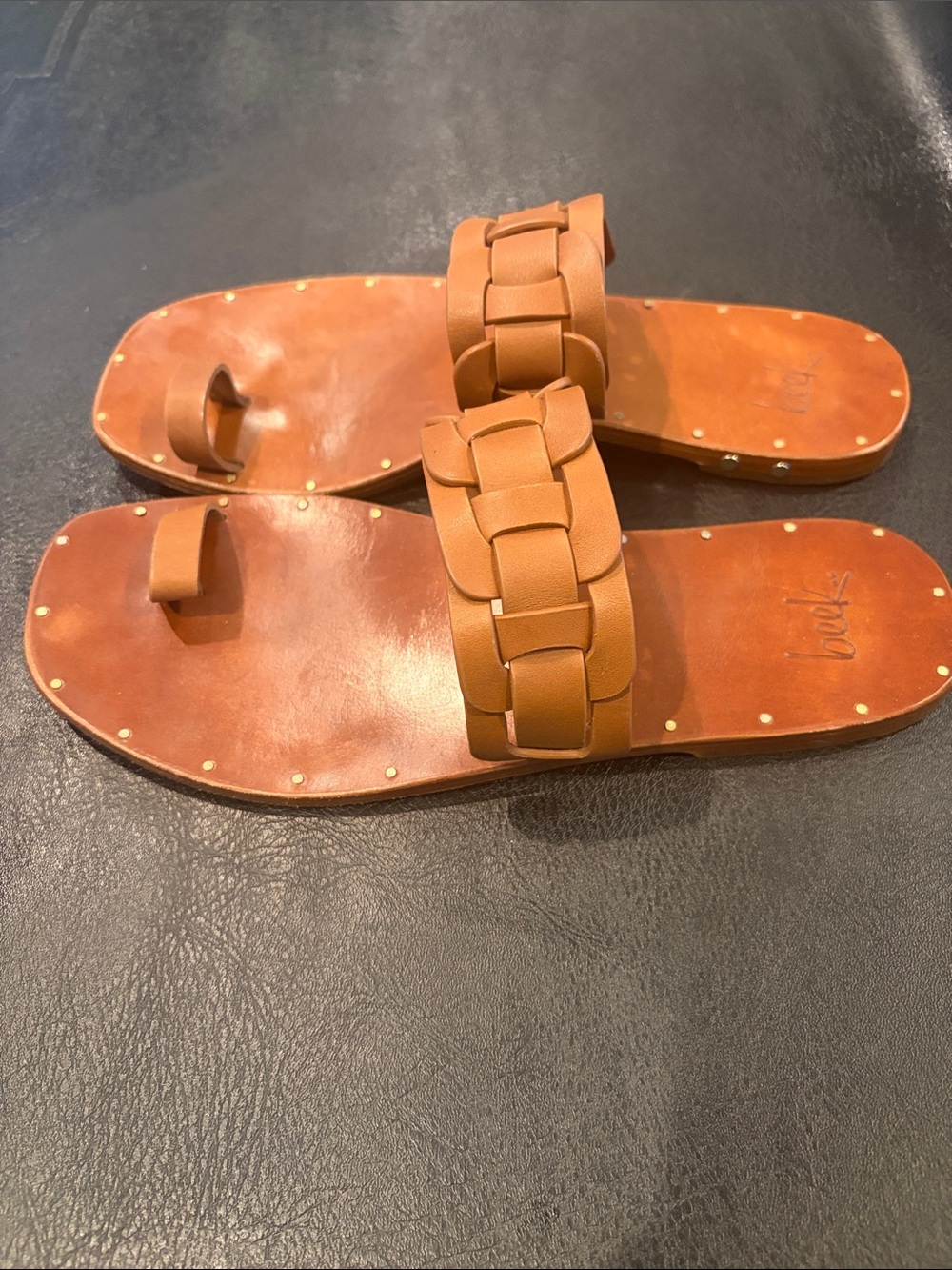 Beek Saddle Brown Toe Wrap  Sandals Size 8 Gold Studs Dust Bag